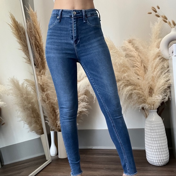 Abercrombie & Fitch Pants - Abercrombie & Fitch High Rise Jean Legging Medium Dark Wash Size 25 Short Length